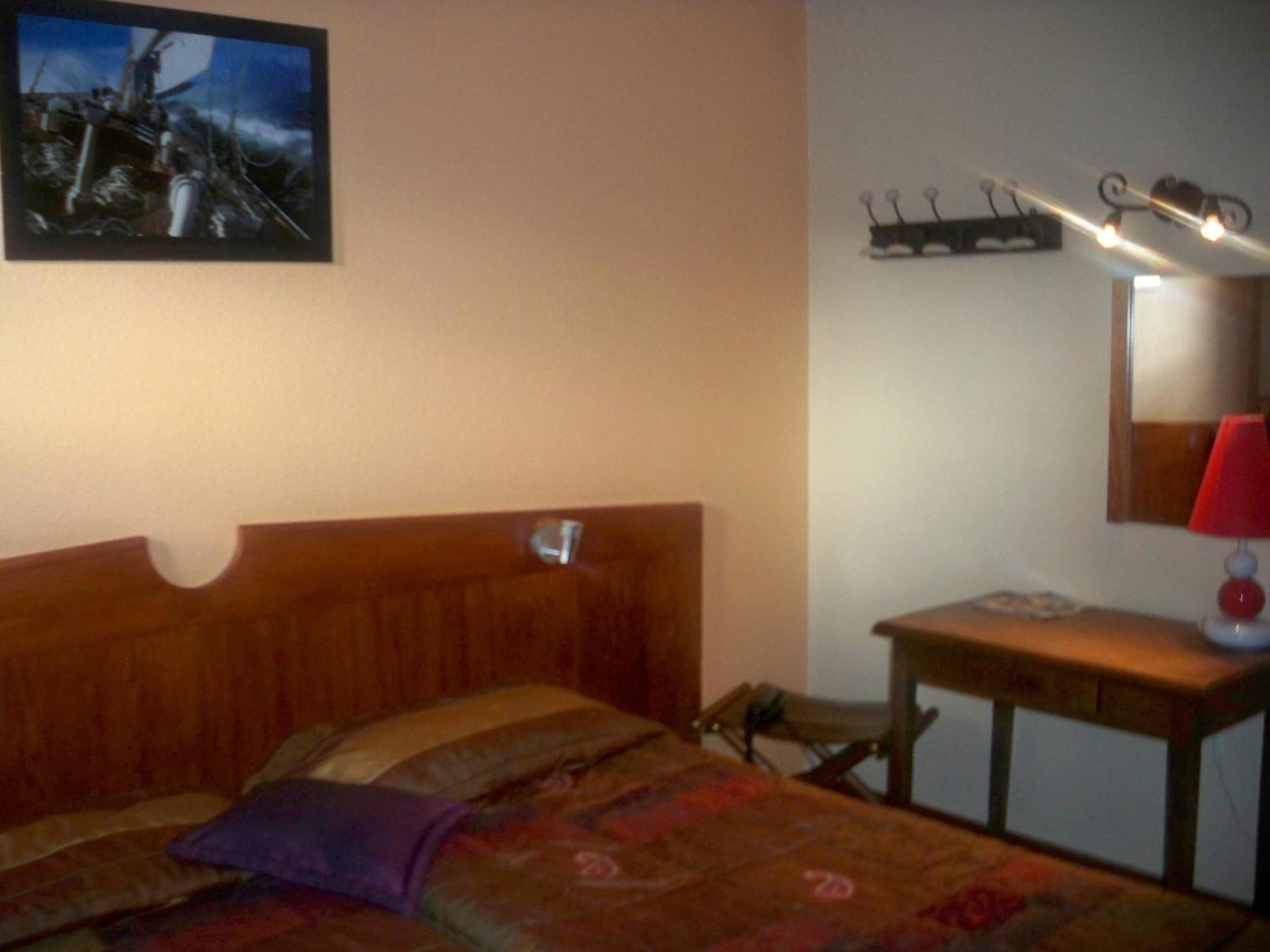 Hotel Ad Cyber-hotel 2*