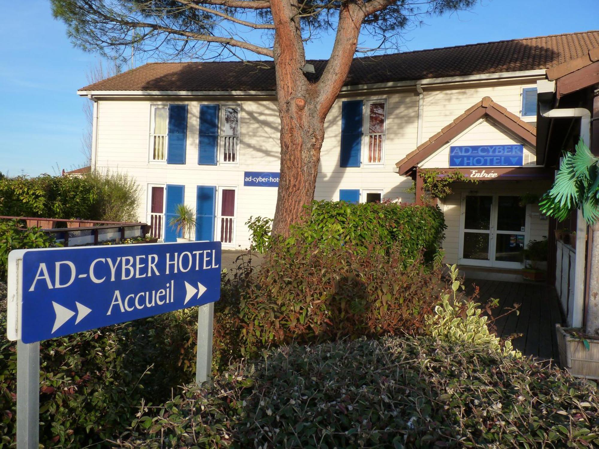 Ad Cyber-hotel L'Union
